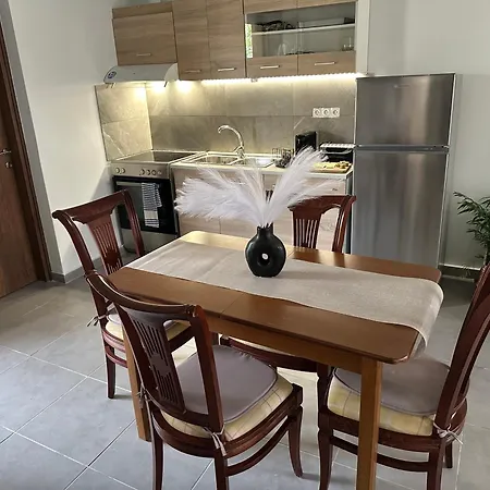 Xanthates Escape Nyaraló Xanthátesz